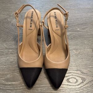 Anne Klein Baxter Pump